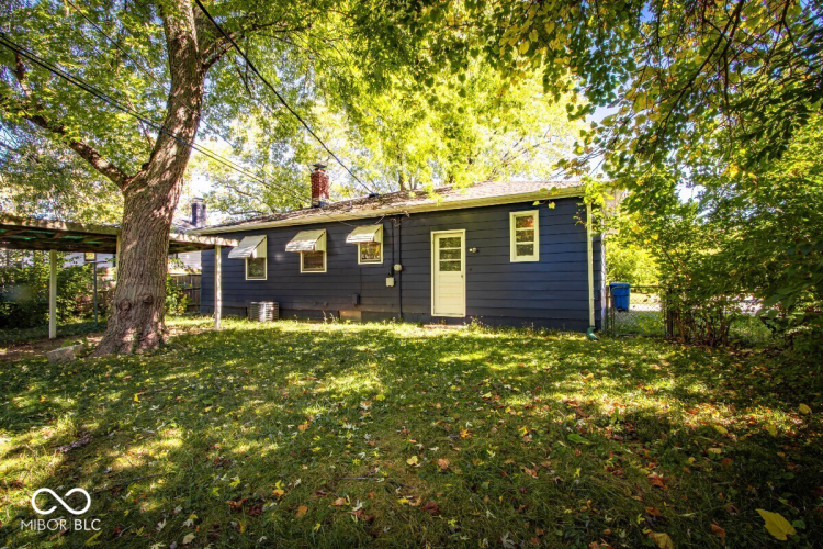 Listing Image 19