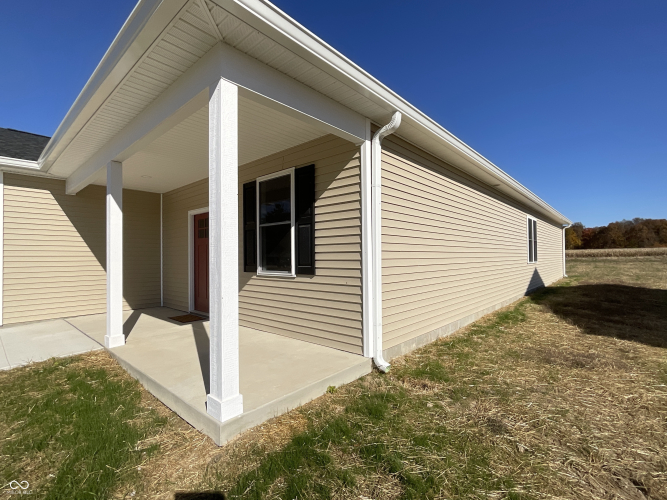 Listing Image 9