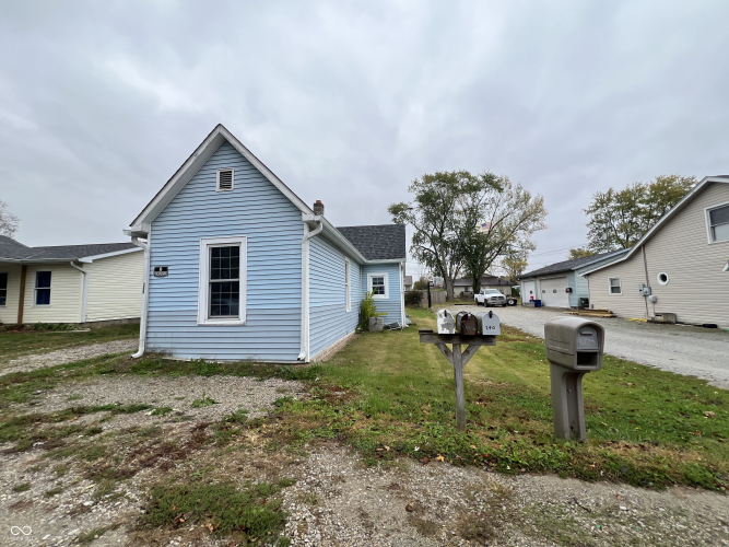 Listing Image 3
