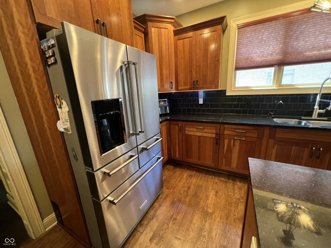 Listing Image 22