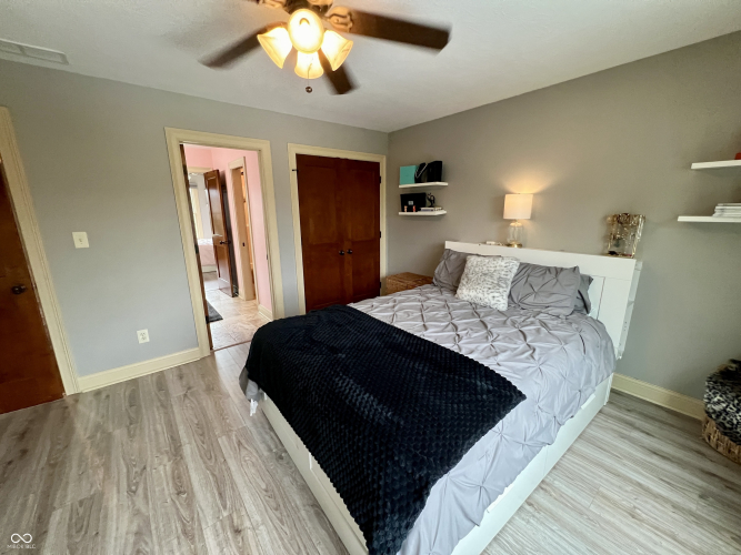 Listing Image 55