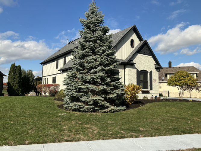 Listing Image 7