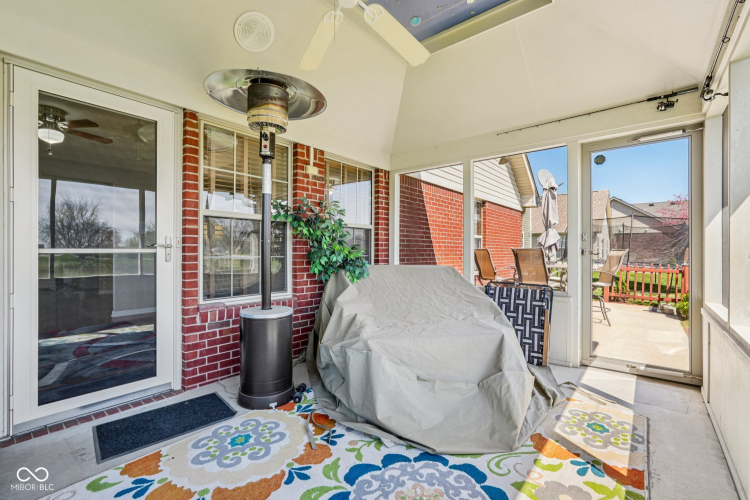 Listing Image 56