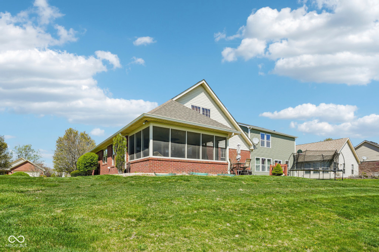 Listing Image 63