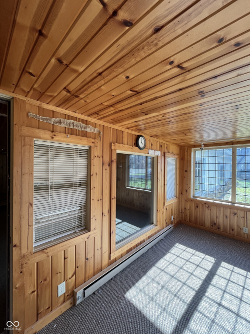 Listing Image 102