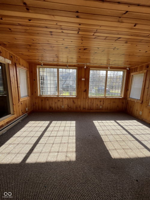 Listing Image 103