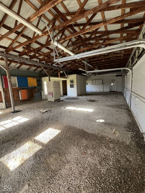 Listing Image 118