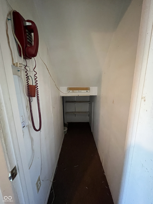 Listing Image 53