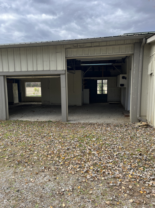 Listing Image 77
