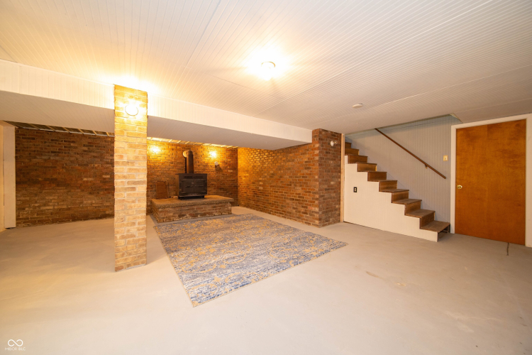 Listing Image 27