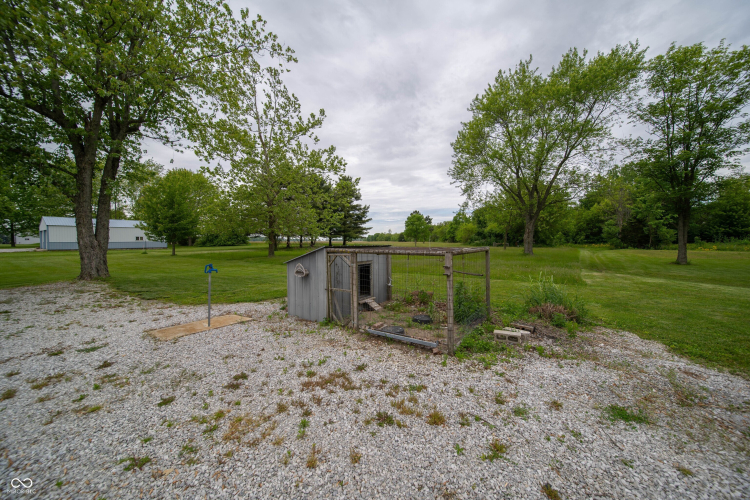 Listing Image 41
