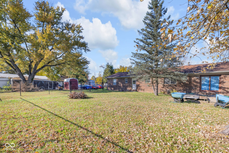 Listing Image 17