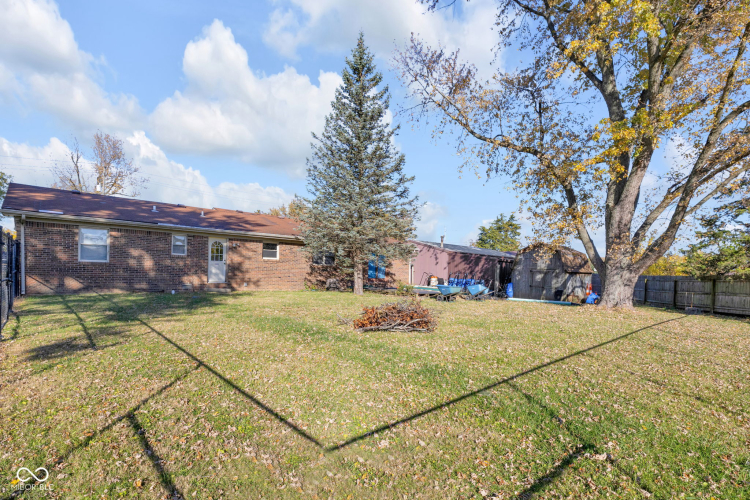 Listing Image 18