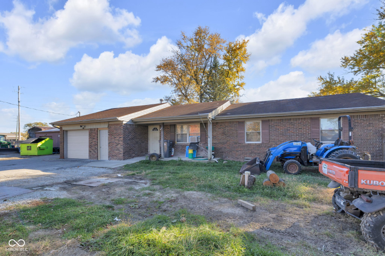 Listing Image 19