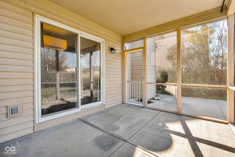 Listing Image 54