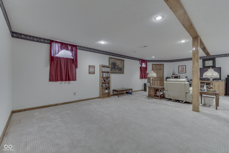 Listing Image 37