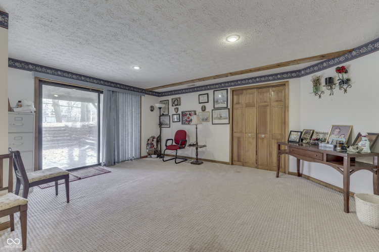 Listing Image 43
