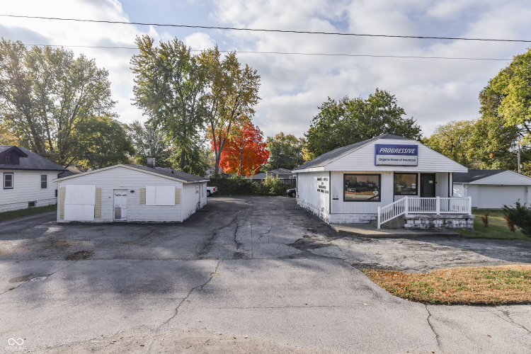 Listing Image 4