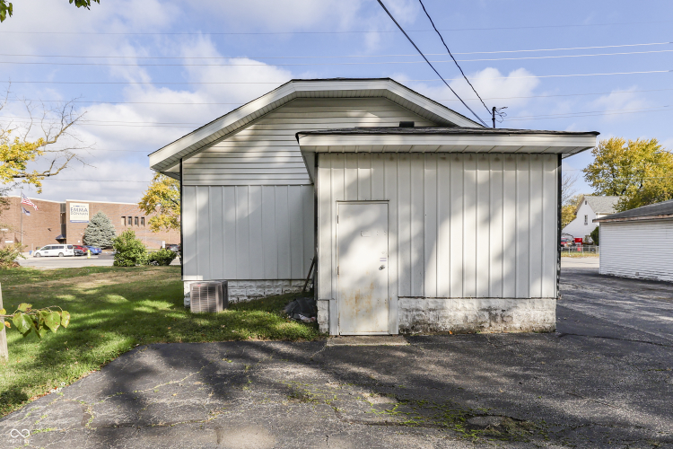 Listing Image 32