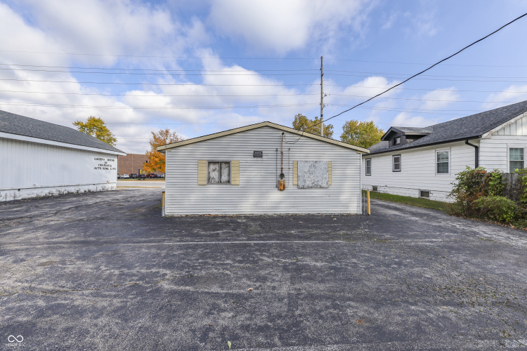 Listing Image 38