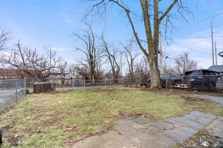 Listing Image 19