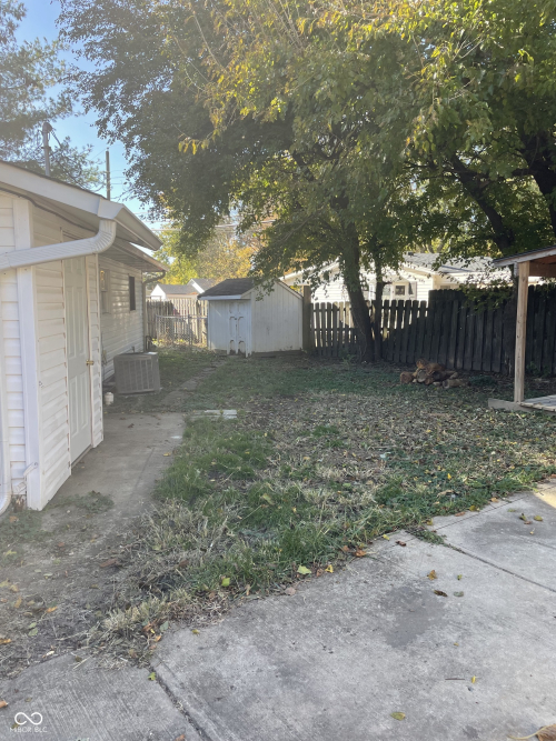 Listing Image 17