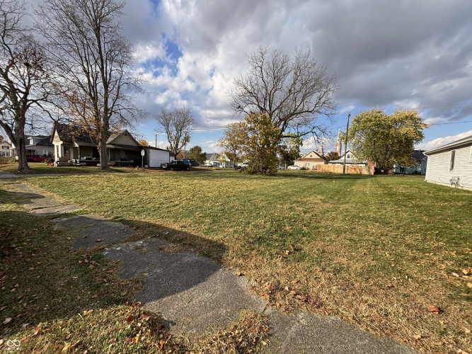 Listing Image 10