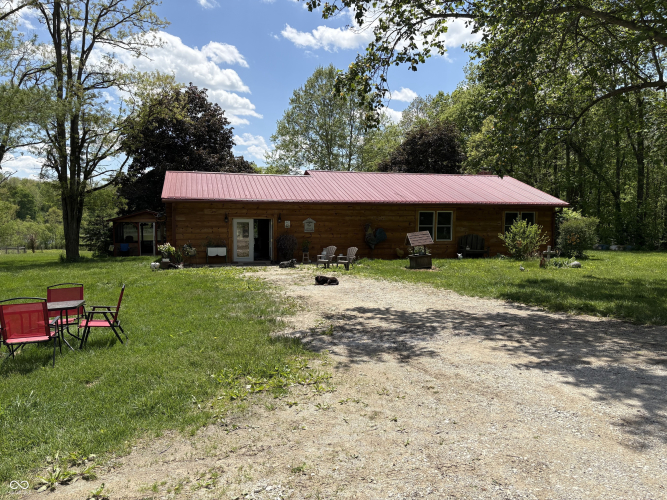 Listing Image 4