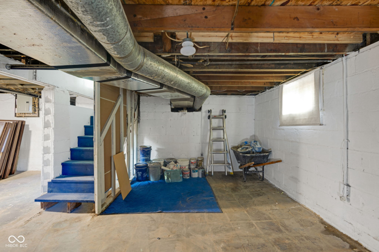 Listing Image 36