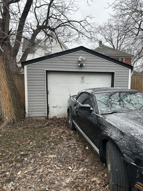 Listing Image 18