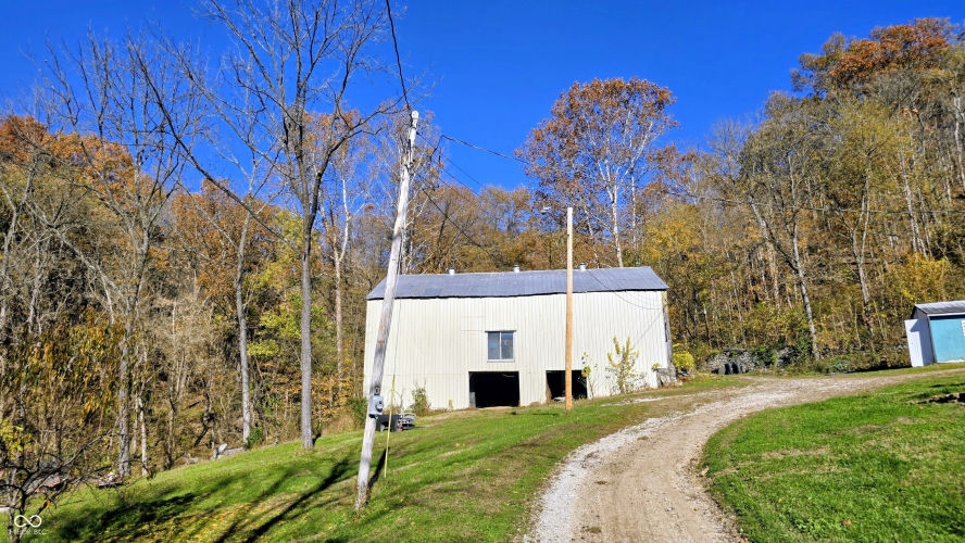 Listing Image 12
