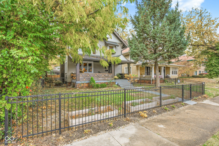 Listing Image 3