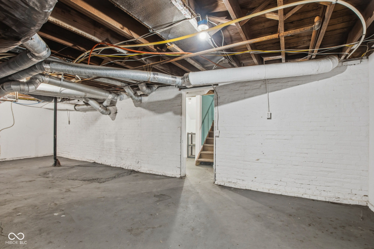 Listing Image 56
