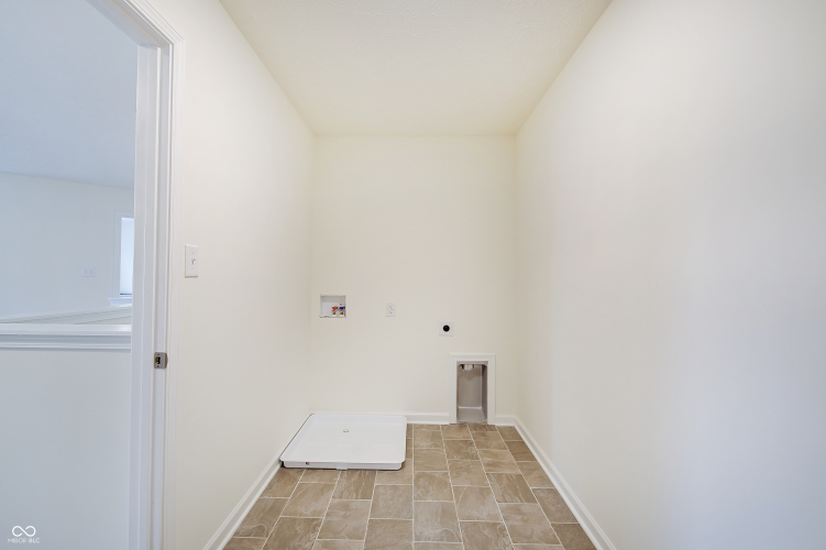 Listing Image 30