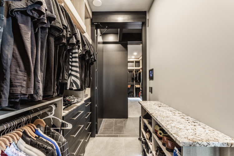 Listing Image 102