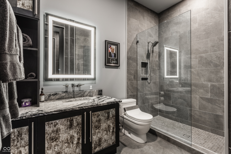 Listing Image 112