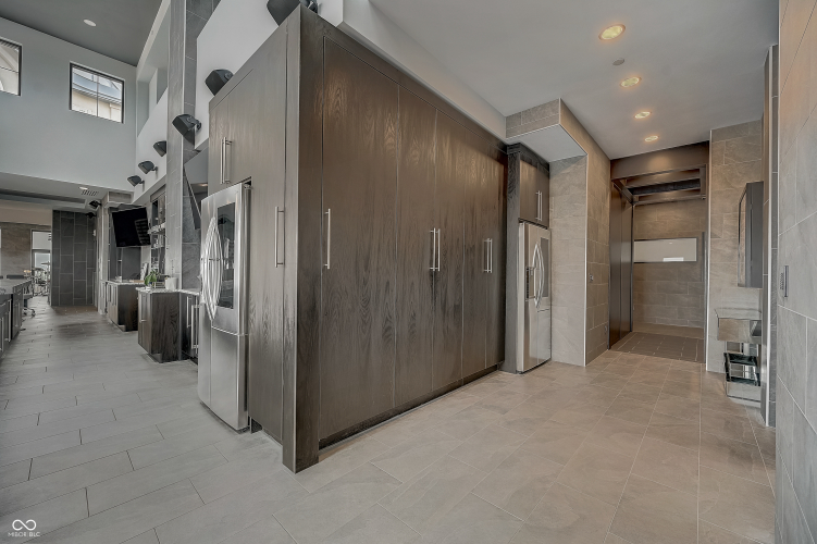 Listing Image 113