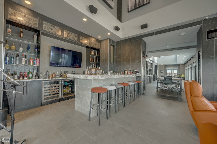 Listing Image 121