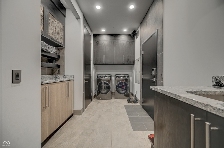 Listing Image 122