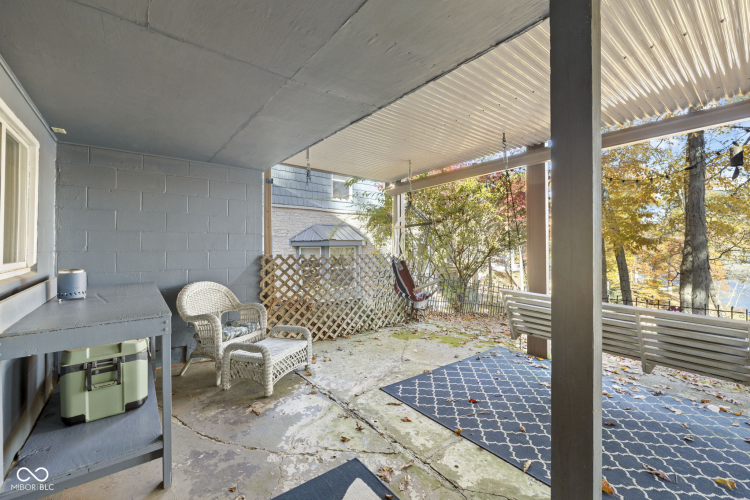 Listing Image 19