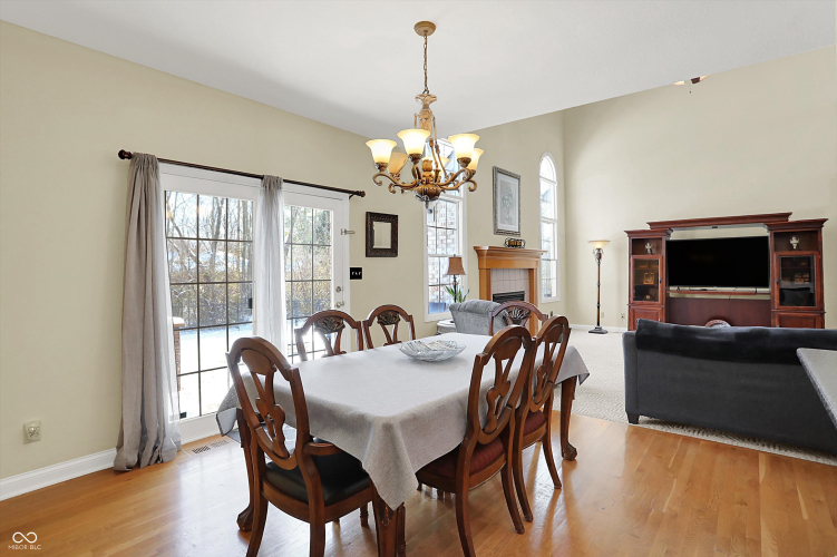 Listing Image 18