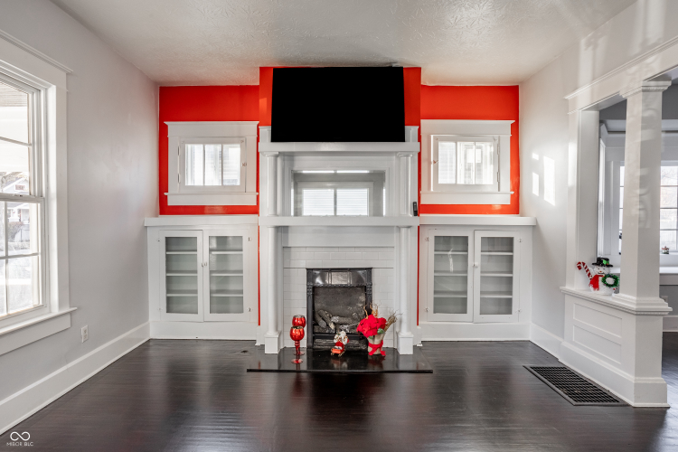 Listing Image 10