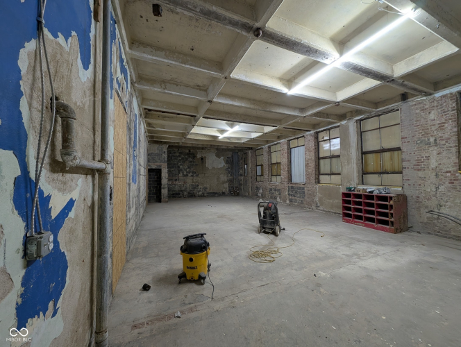 Listing Image 9