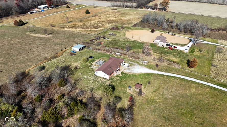 Listing Image 11