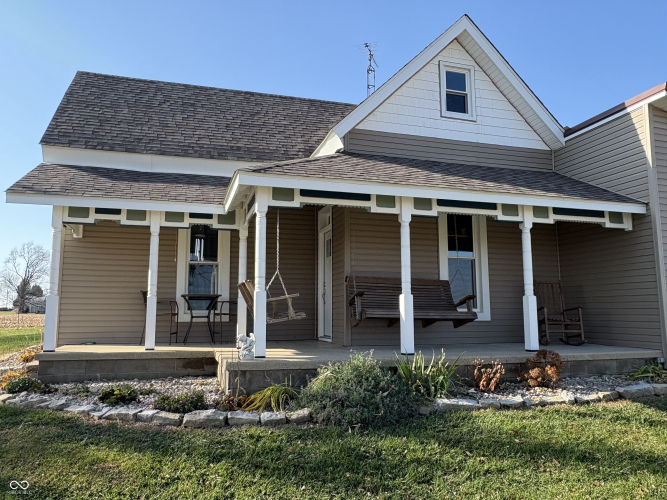 Listing Image 4
