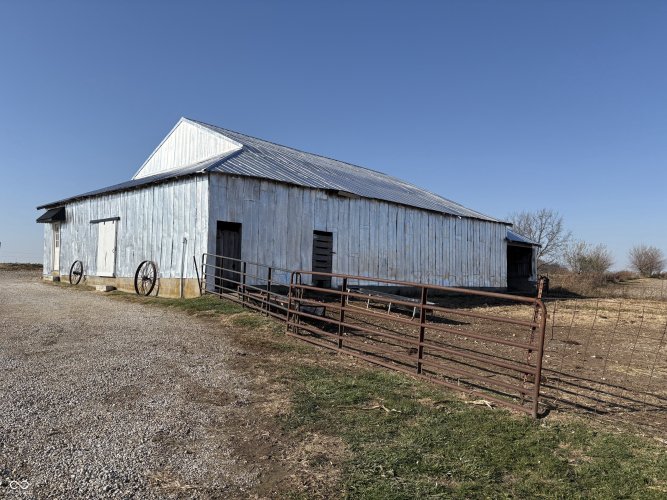 Listing Image 52