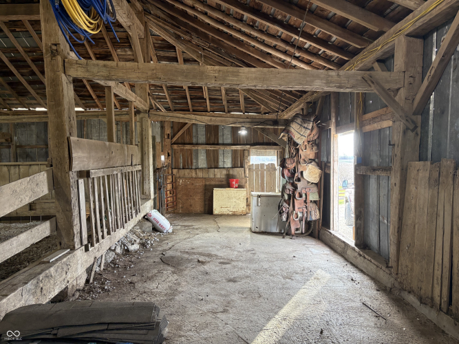 Listing Image 55