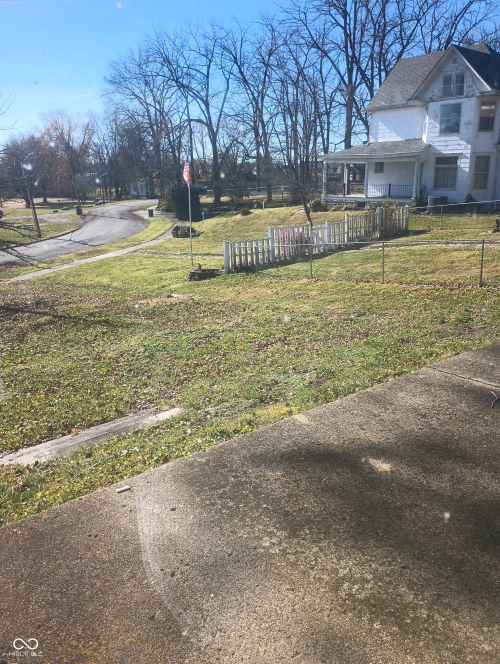 Listing Image 5