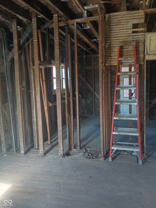Listing Image 8