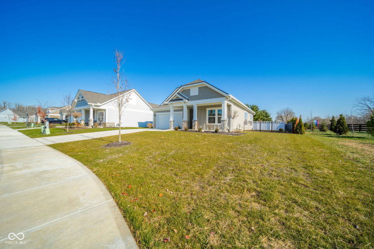 Listing Image 32